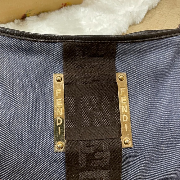 Fendi Denim Crossbody EUC - Picture 4 of 15